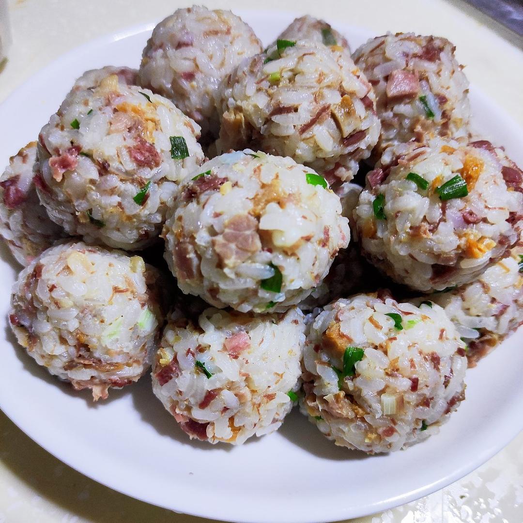 朵朵50做的重庆腊肉糯米丸子圆子