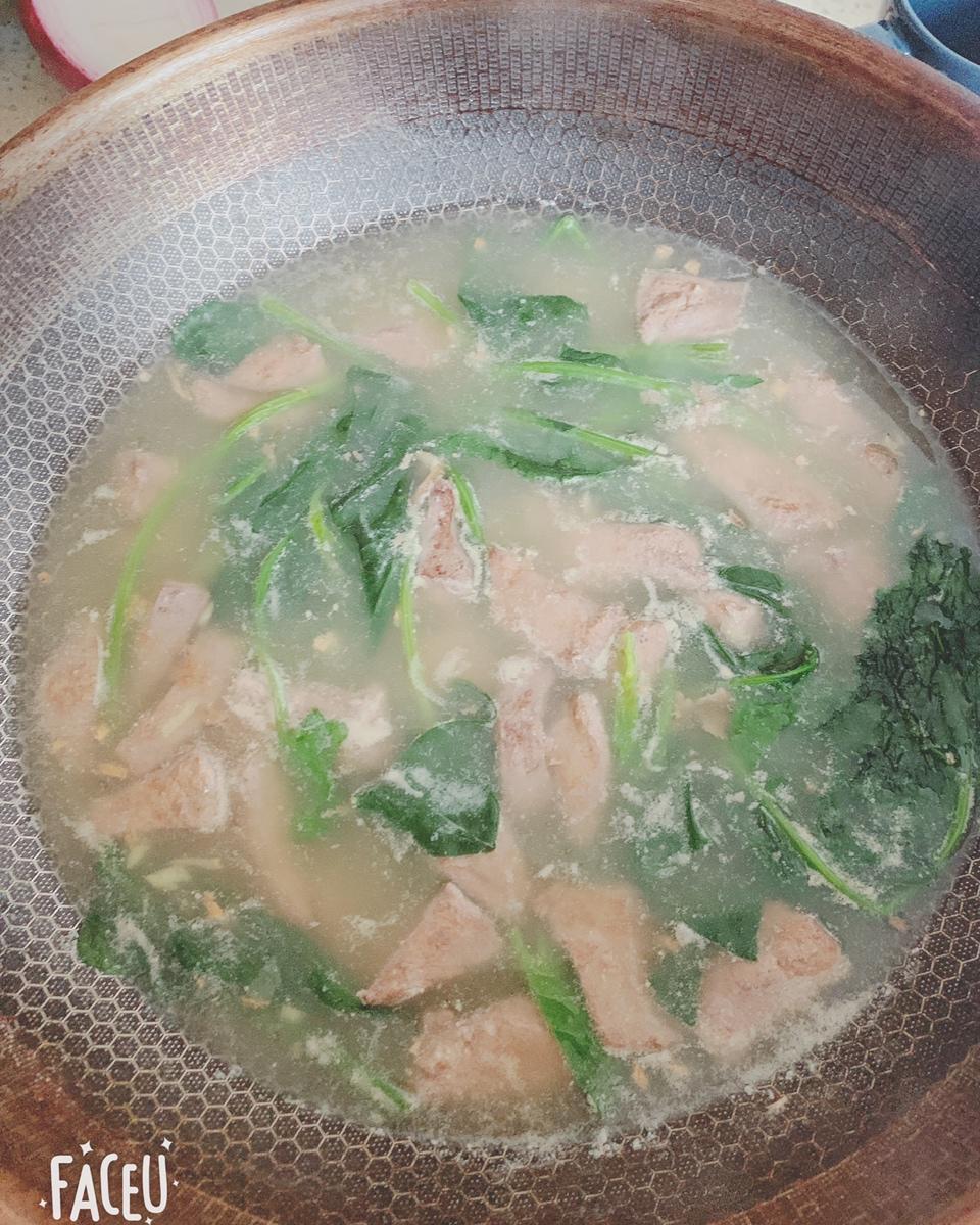 猪肝菠菜汤