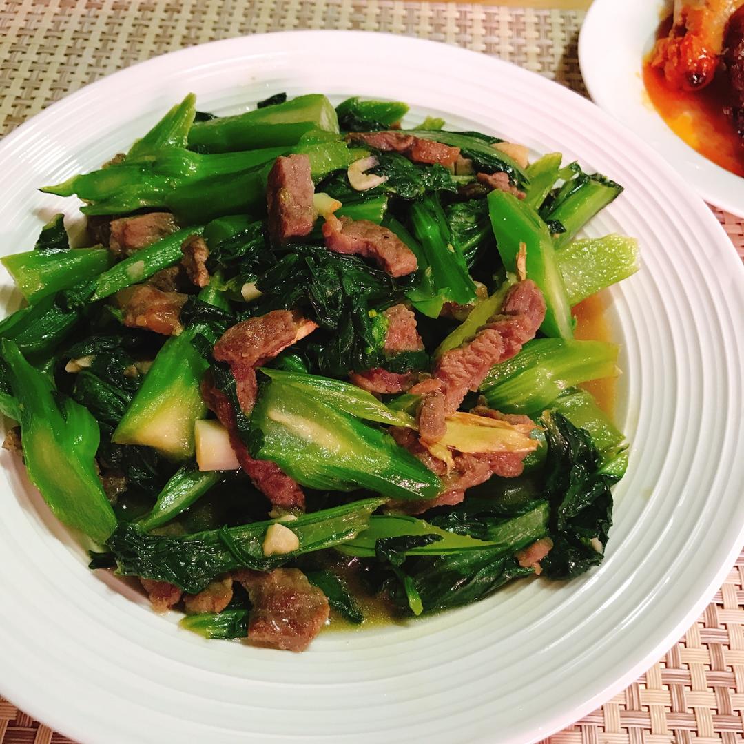 菜心炒牛肉的做法