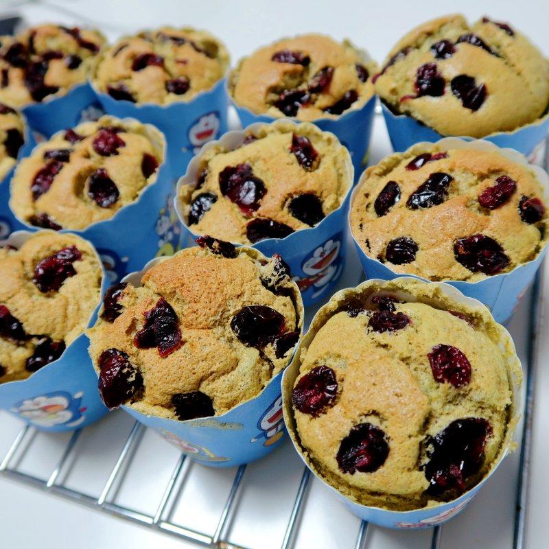 甜食控吃过最好吃的抹茶纸杯蛋糕！不塌不凹！