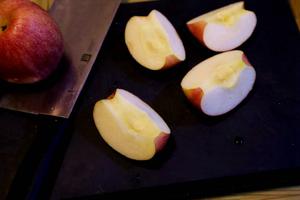 免烤苹果干的做法 步骤1
