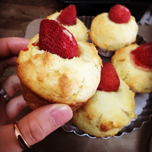 一整颗草莓の马芬