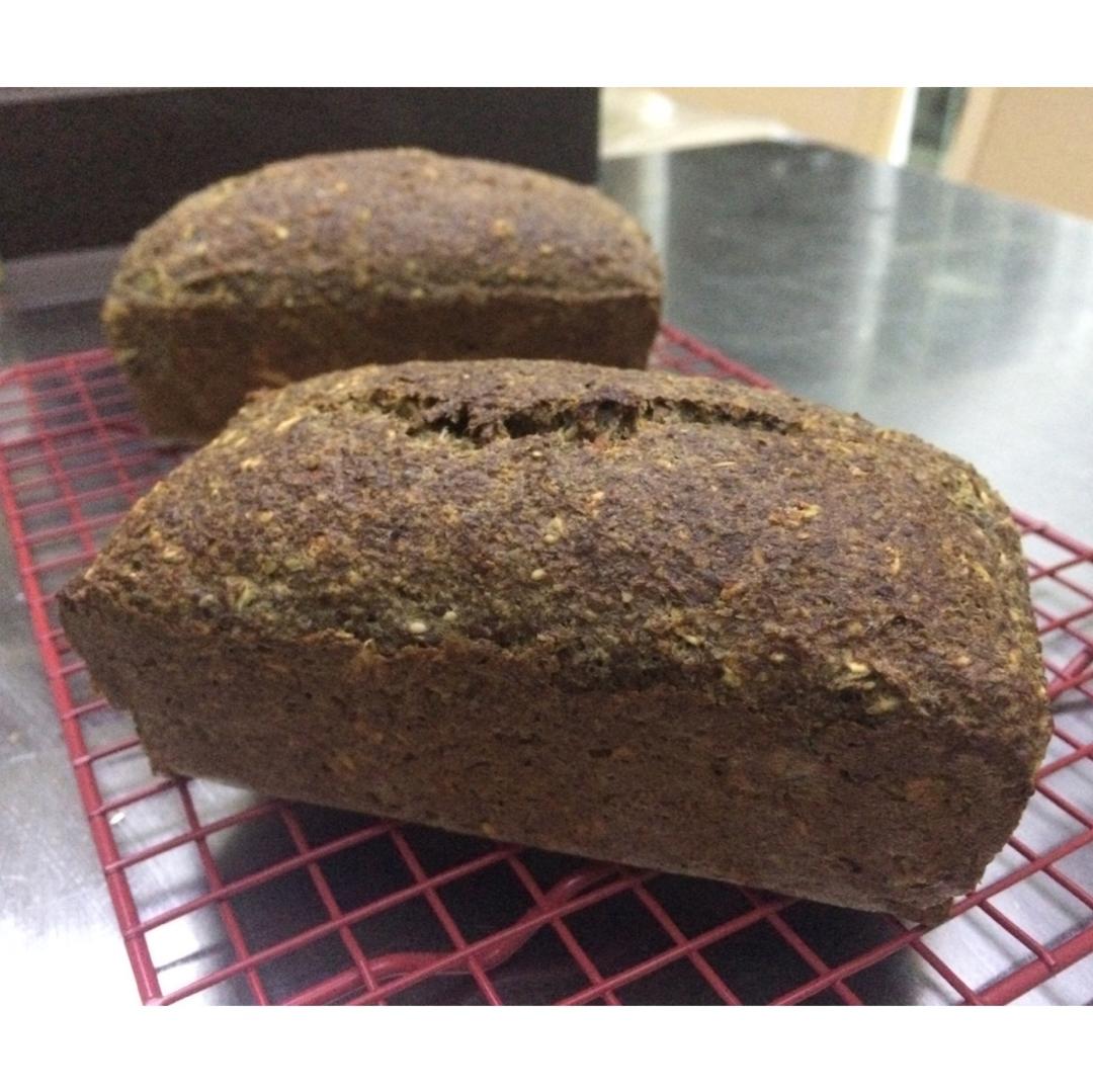 燕麦杂籽快手面包丨健康·烘焙