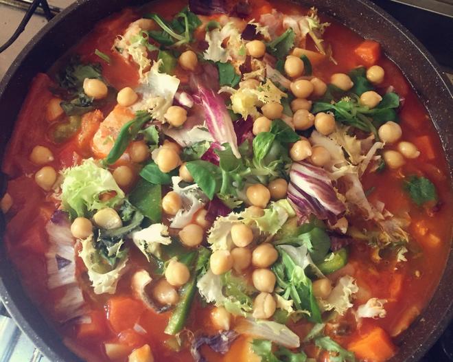 龙利鱼鹰嘴豆蔬菜番茄汤的做法
