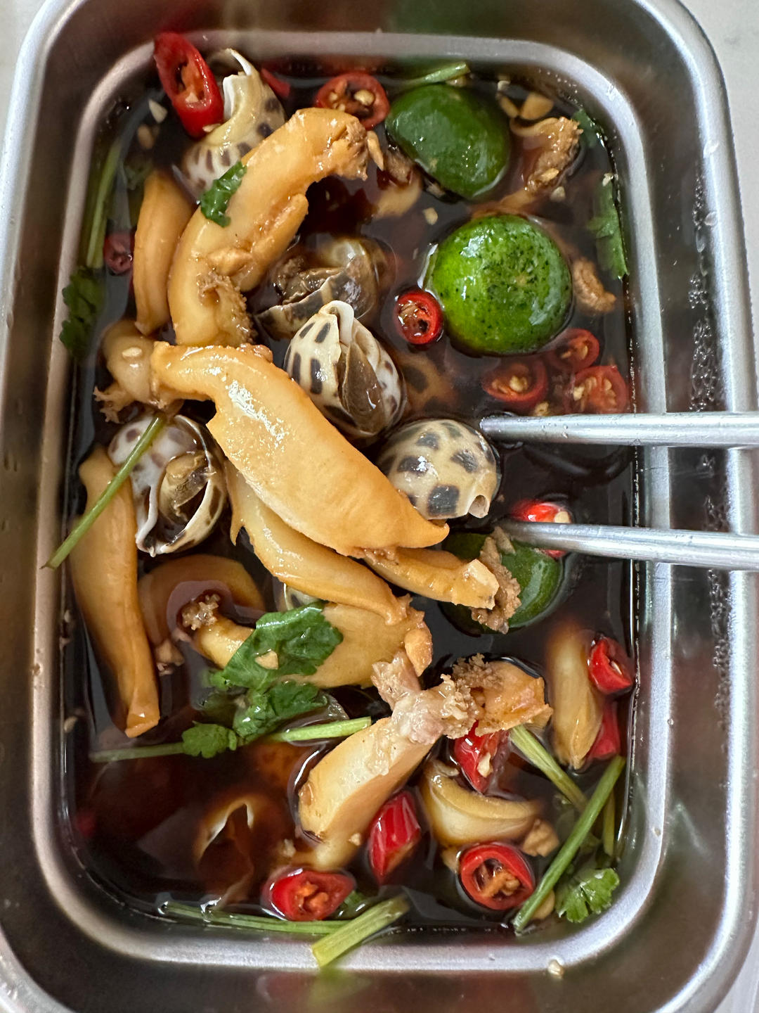 冰镇捞汁小海鲜