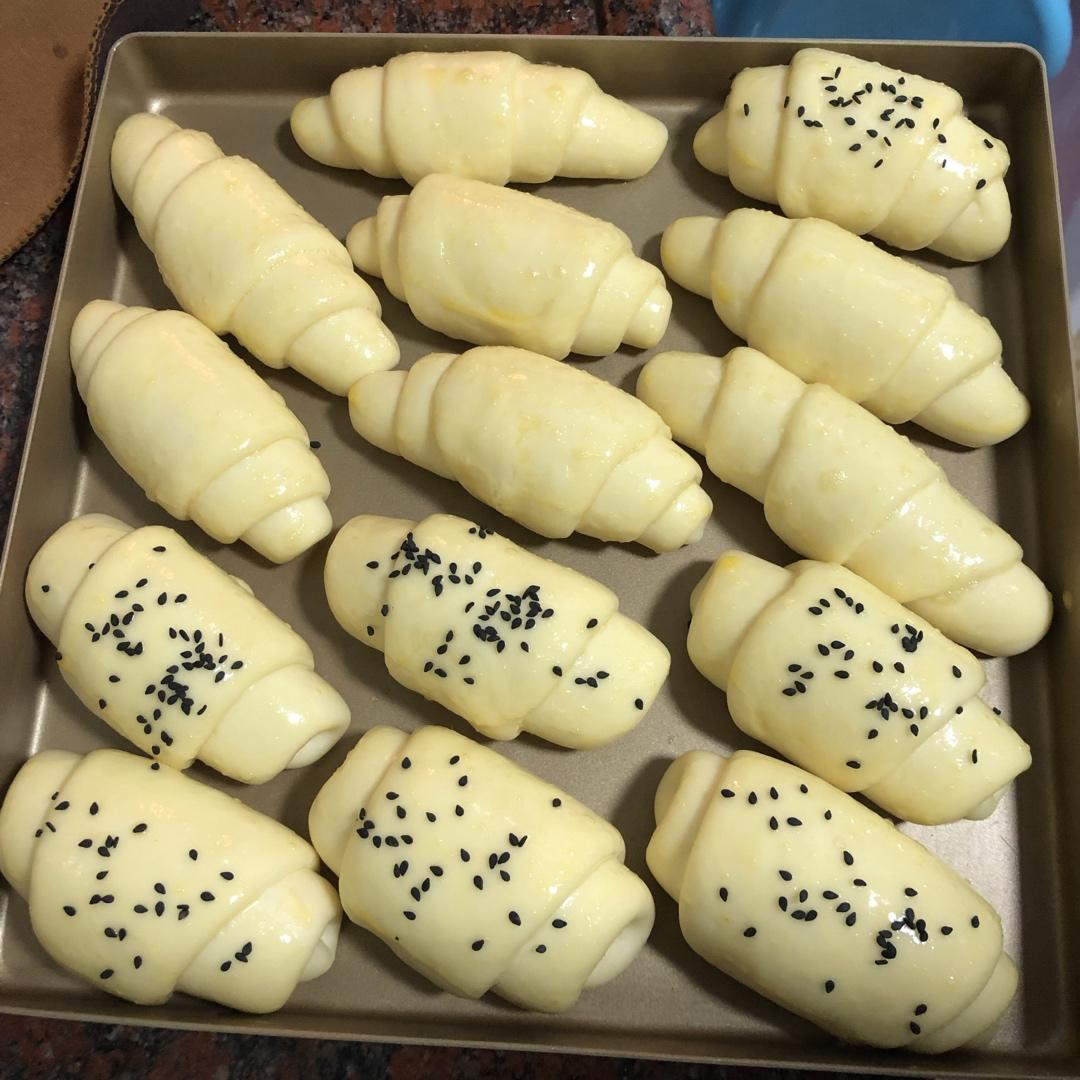 奶香浓郁易上手的鸡蛋鲜奶卷