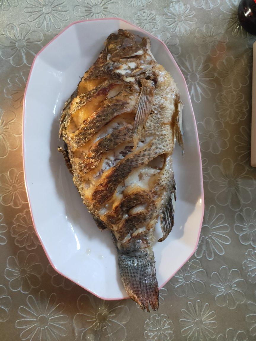 老丁的私房菜-红烧罗非鱼