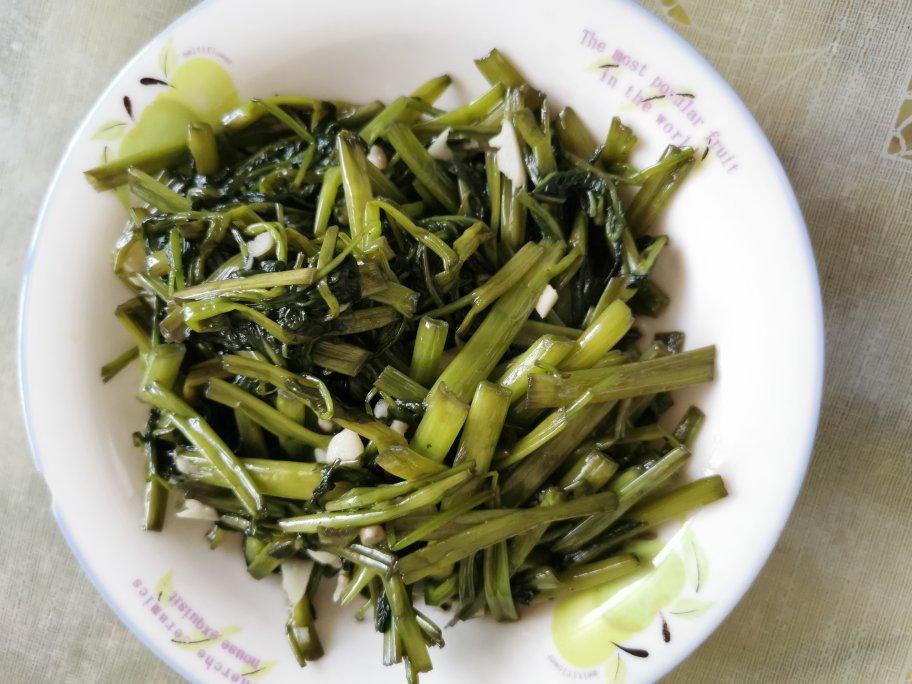 蒜香爆炒空心菜