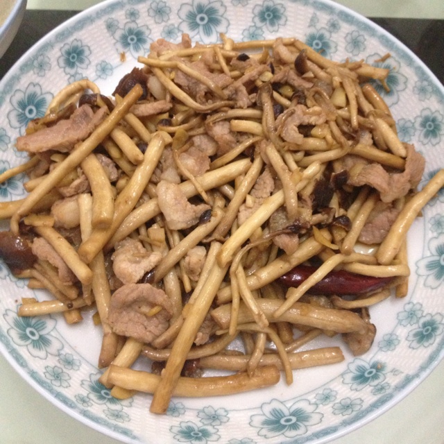 干煸茶树菇