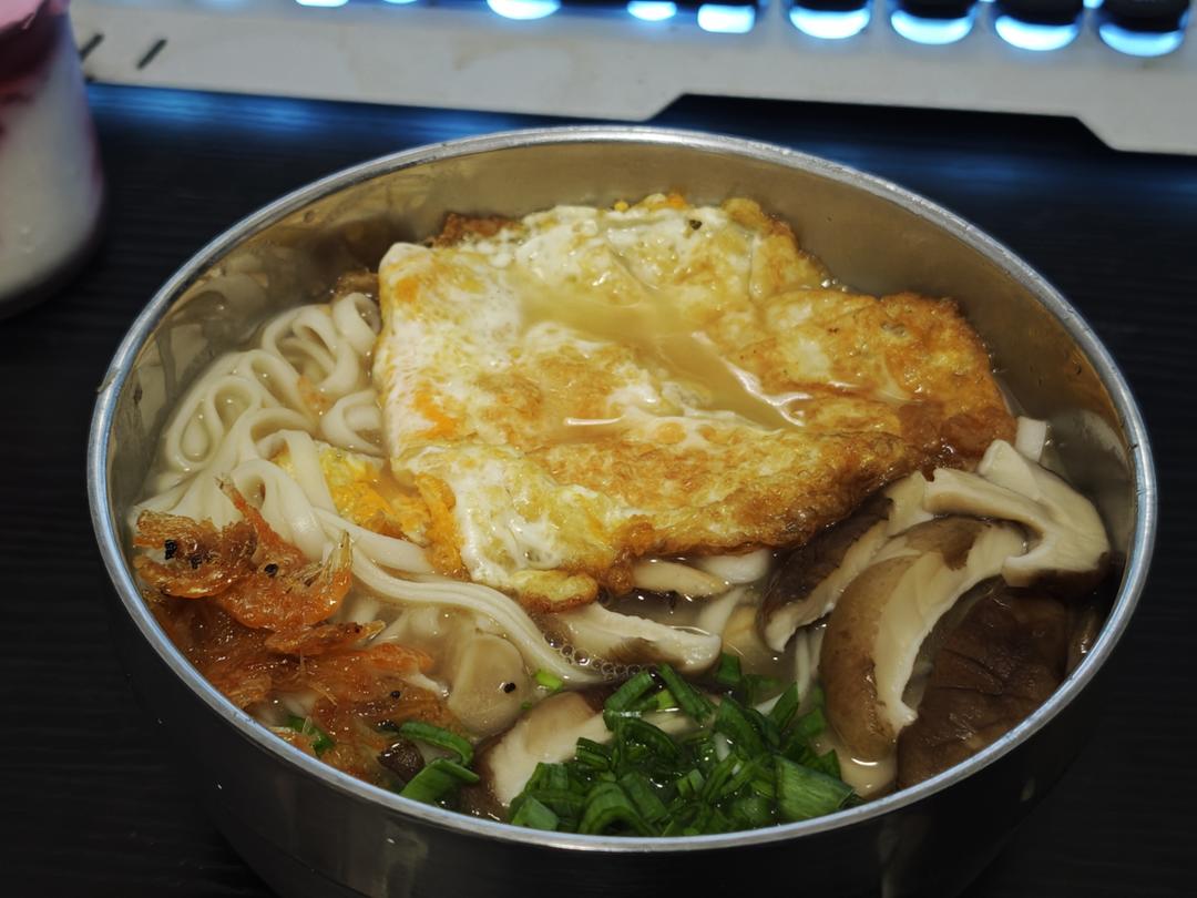 简单又好吃🍜一口鲜掉眉毛的口蘑鲜汤面❗❗