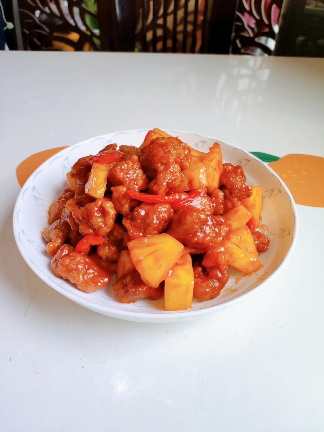 厨师长教你：“咕咾肉”的家常做法，酸甜可口味道很赞，先收藏了