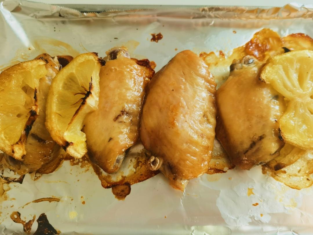 酸酸甜甜清香不腻，蜂蜜柠檬烤鸡翅
