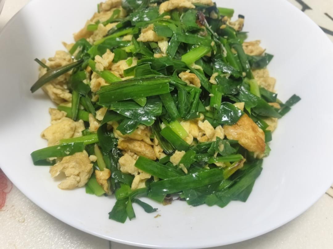 韭菜炒鸡蛋——三分钟快手下饭菜 掌握火候的秘诀