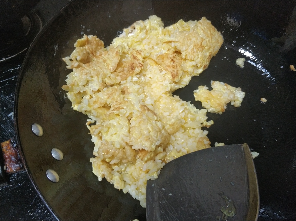 香葱蛋炒饭（火锅必备）的做法 步骤6
