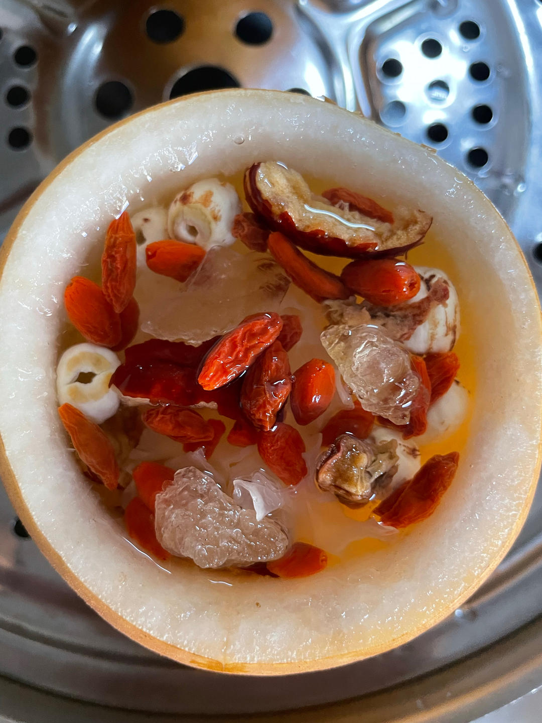 冰糖炖雪梨(化痰止咳)