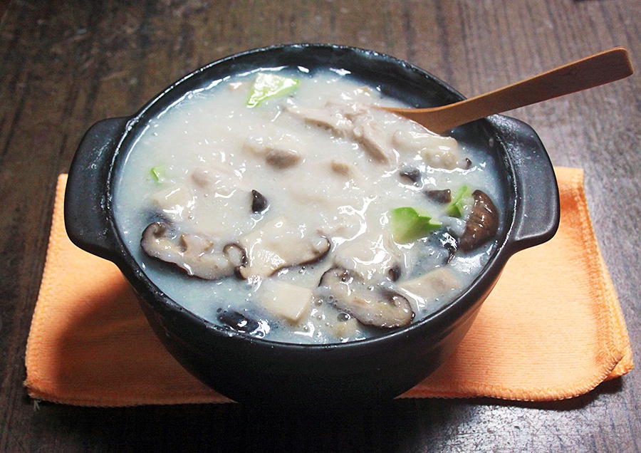 香菇鸡肉粥
