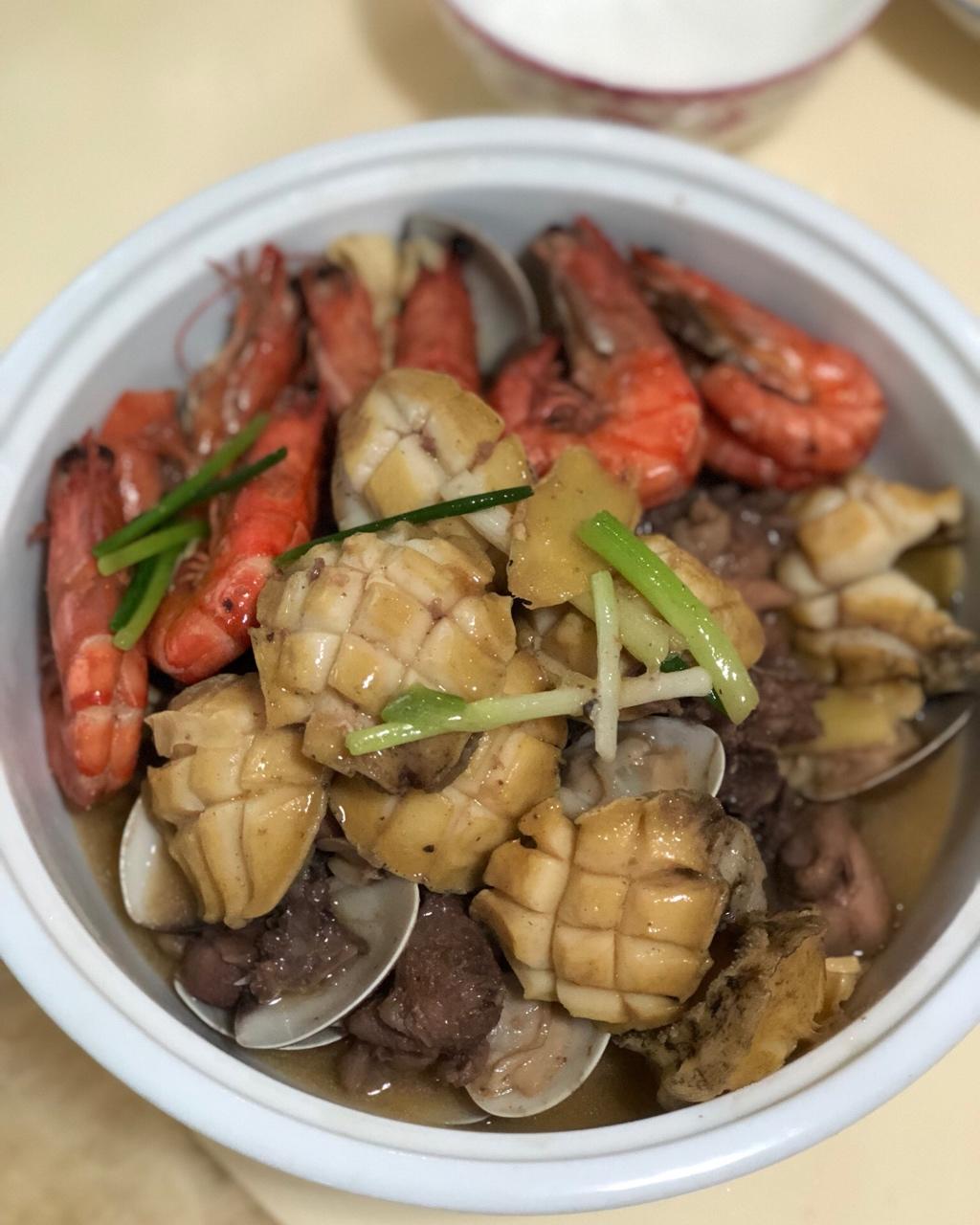 鲍鱼鸡煲蟹