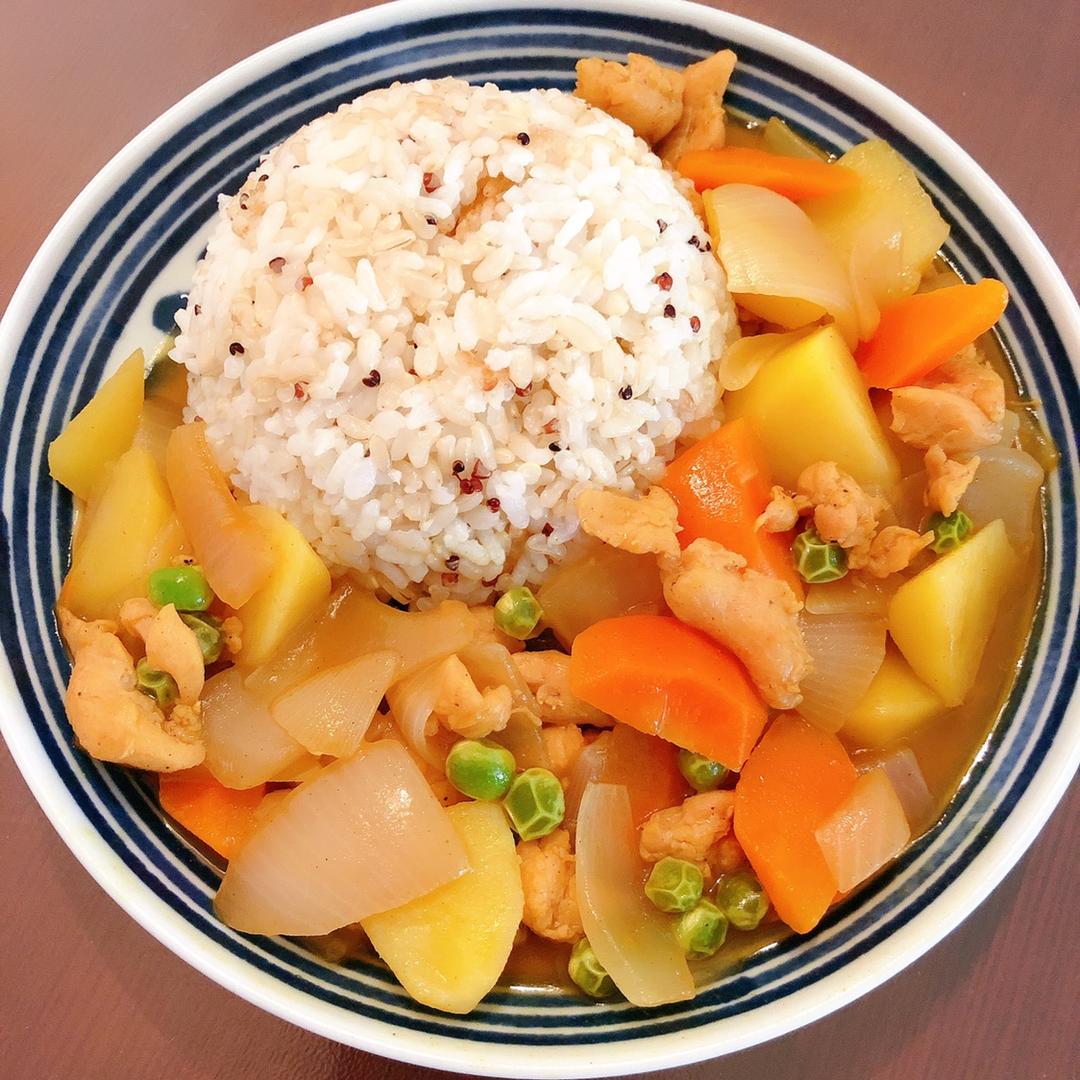 浓香醇厚日式咖喱鸡饭，吃一口就沦陷