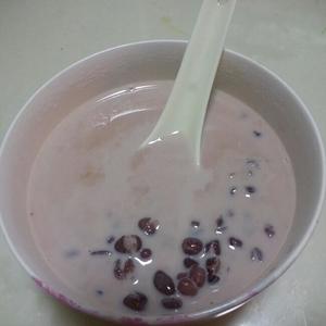 红豆薏米牛奶粥的做法 步骤5