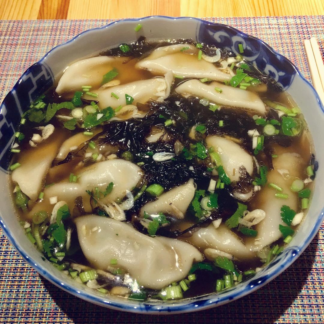酸汤水饺