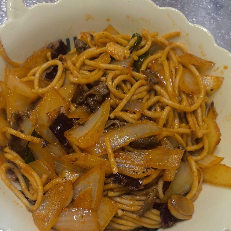 新疆炒拉条子
