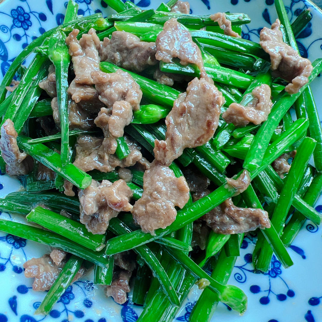 韭菜花炒牛肉