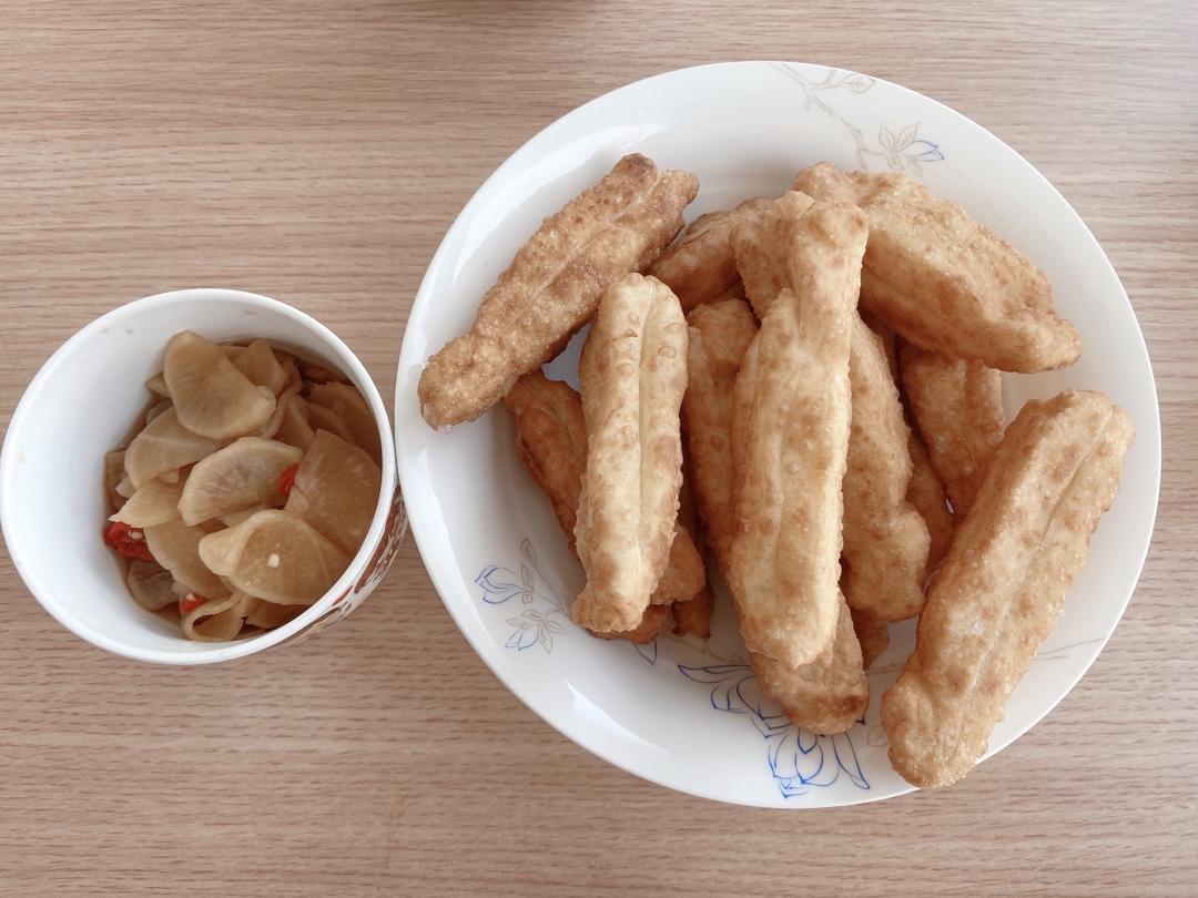 三步爽口酸酸辣辣腌萝卜片小咸菜