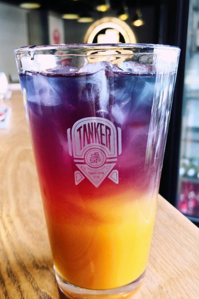 梦幻百香果蝶豆花冰茶