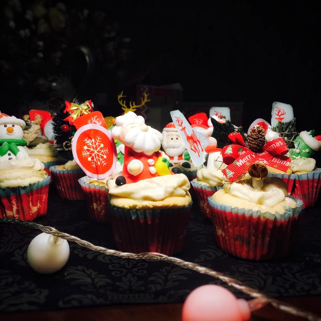 圣诞老人杯子蛋糕【曼达小馆】2016年圣诞Party专场