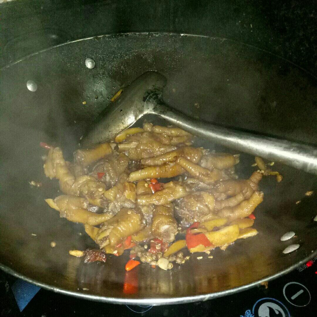 秘制红烧鸡爪