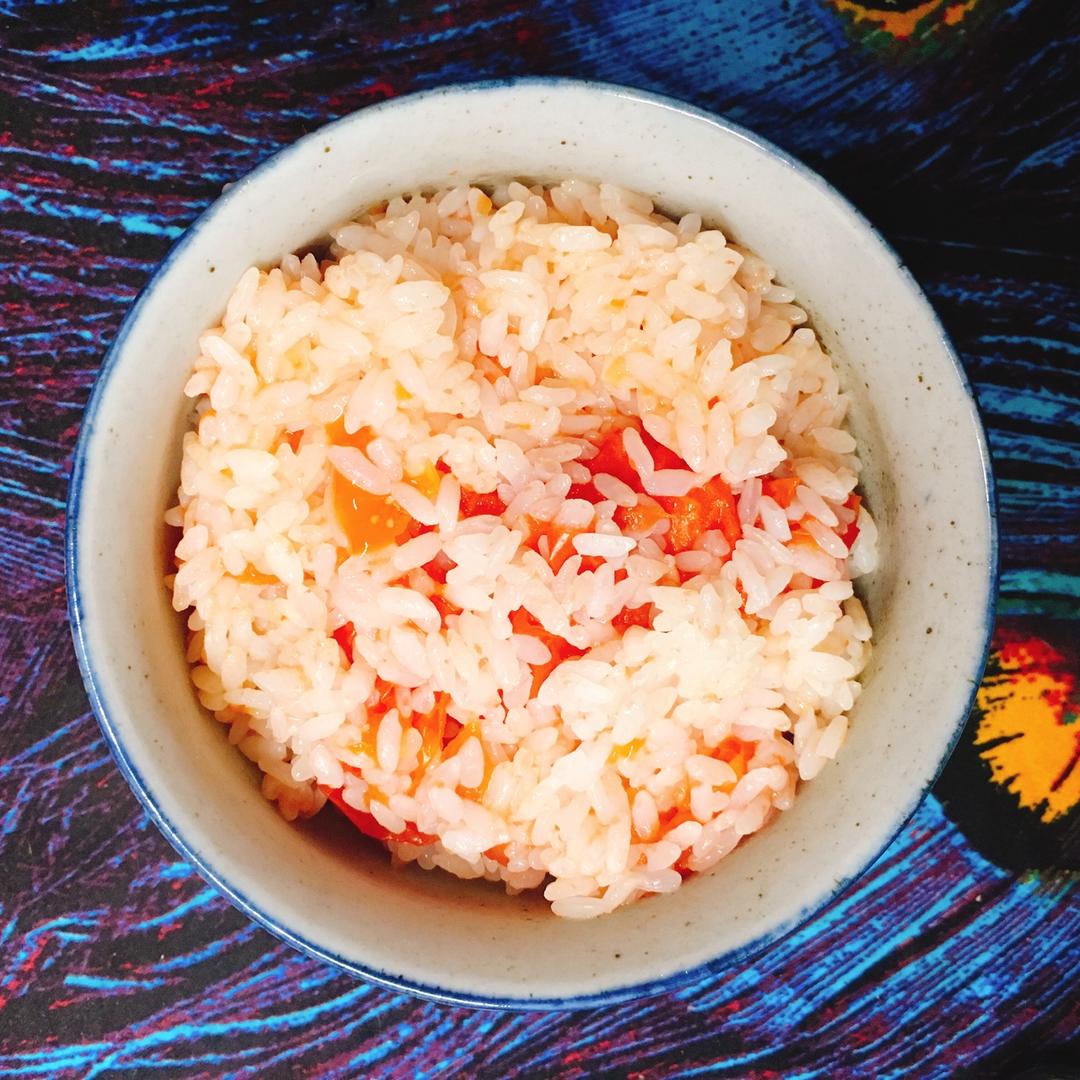 15分钟寝室简餐-整个番茄饭