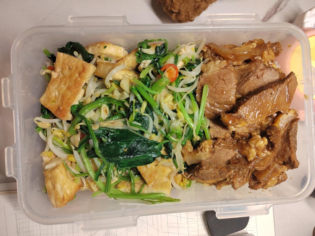 菠菜炒豆腐