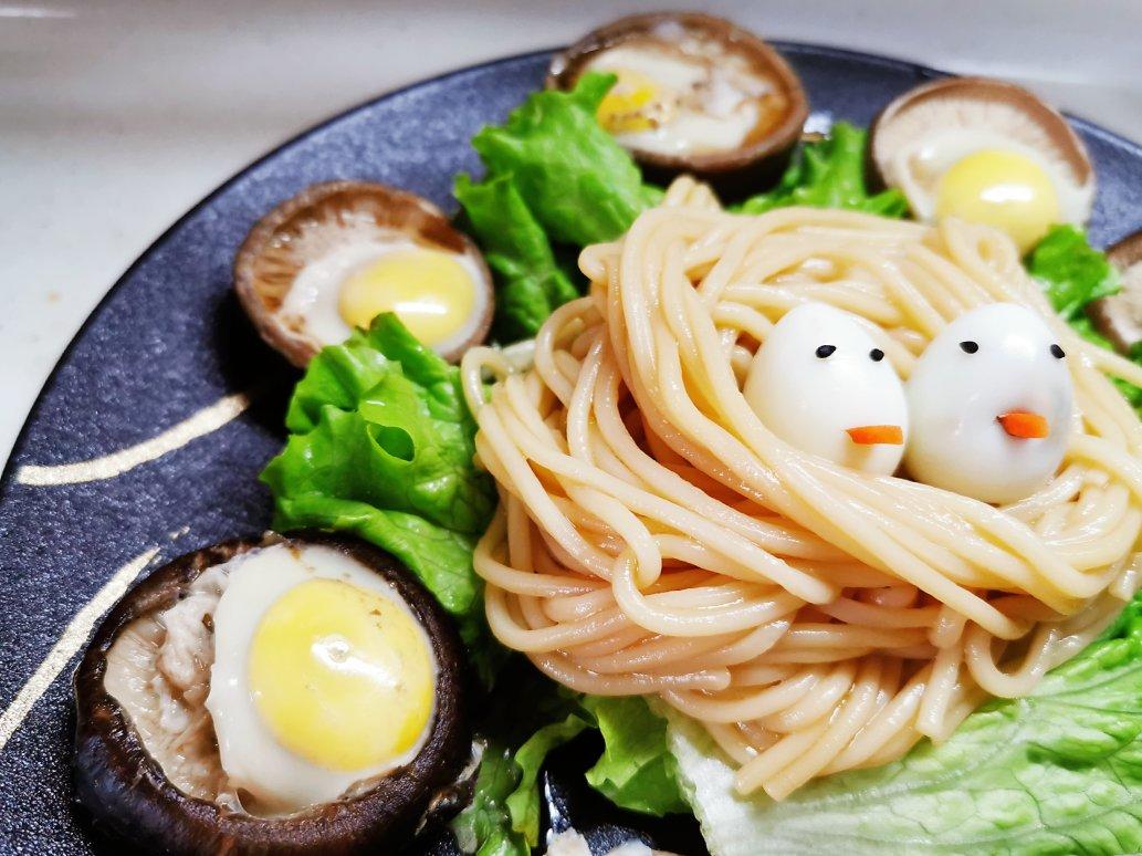 饥饿的小鸟面条