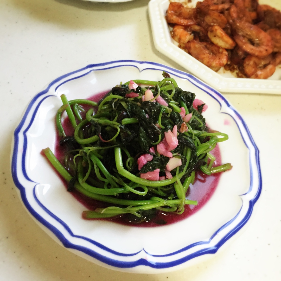 蒜茸炒红苋菜