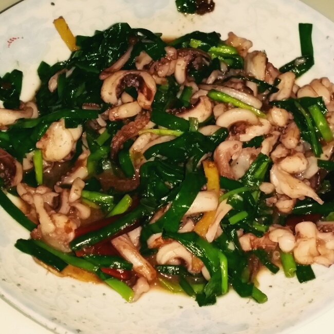 韭菜炒鱿鱼