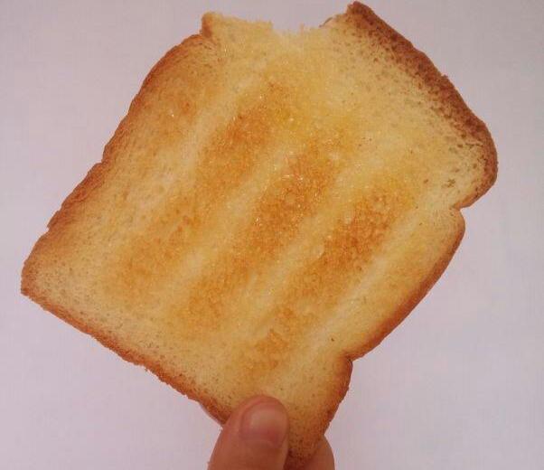 Honey butter toast   黄油蜂蜜烤吐司的做法