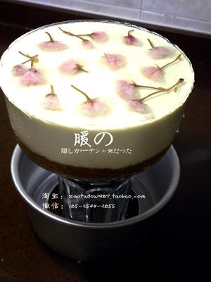 石榴夫妇的樱花蛋糕——简单易学的浪漫慕斯蛋糕，快来和暖小厨一起做起来吧！的做法 步骤27