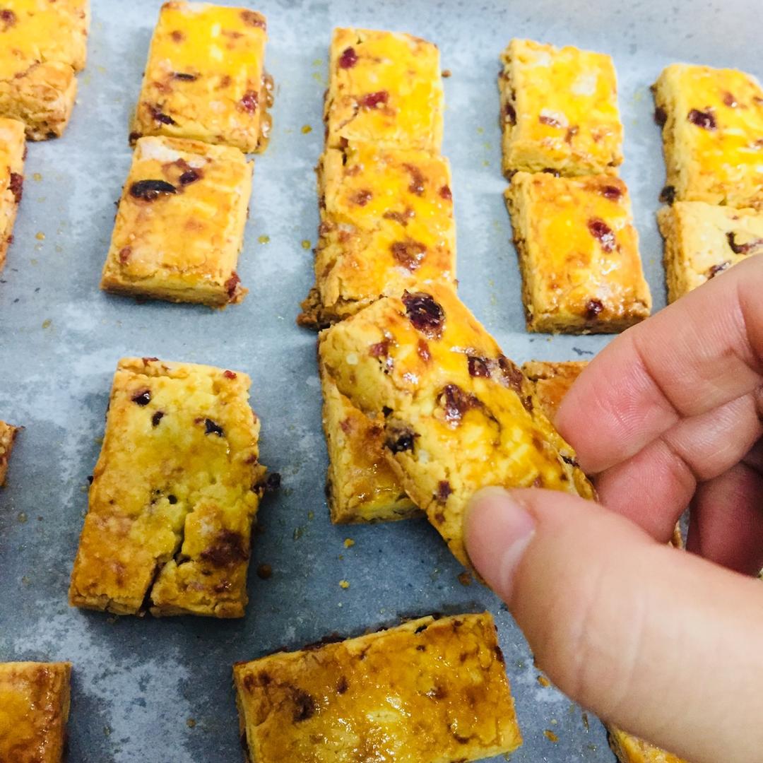 蔓越莓(葡萄)奶酥  适合给孩子的少糖配方😉