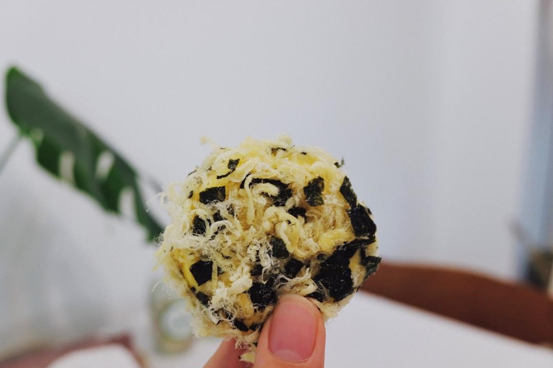 美味海苔肉松小贝