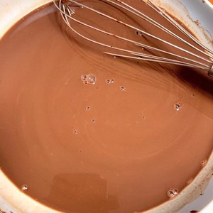 巧克力可可慕斯（六寸）的做法 步骤6