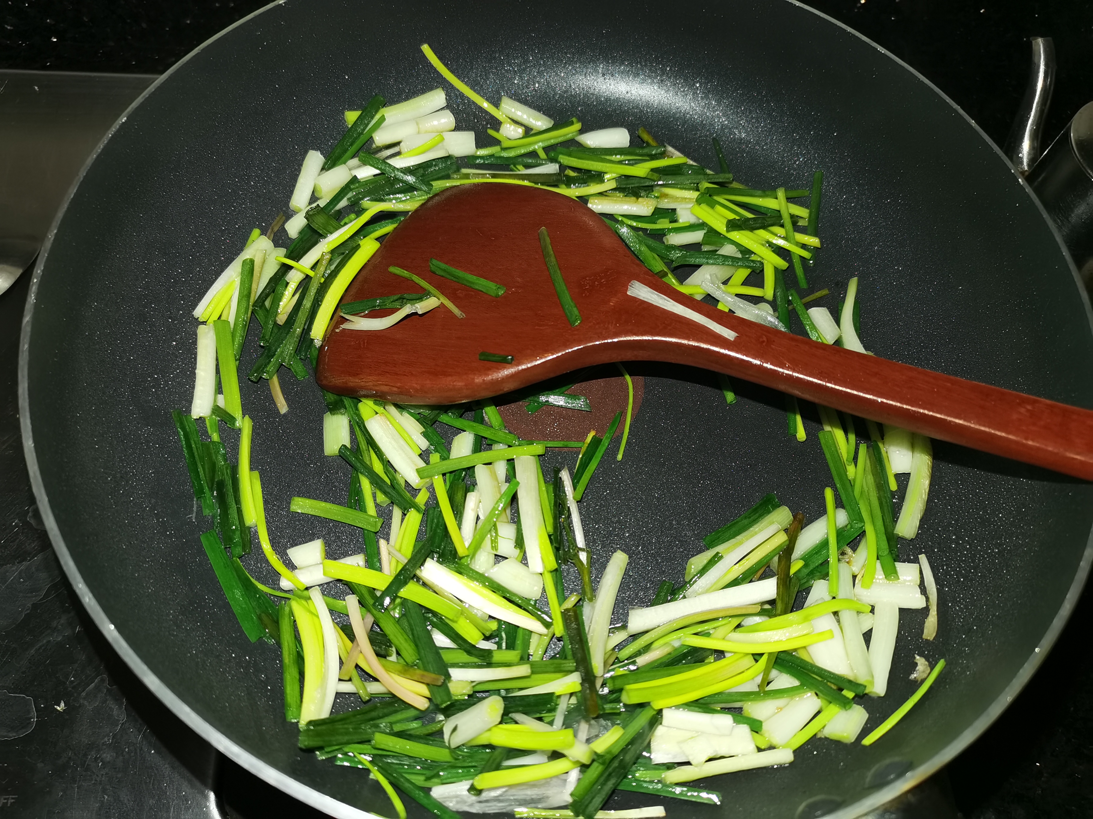 软糯鲜香的广式荞菜咸薄撑的做法 步骤2