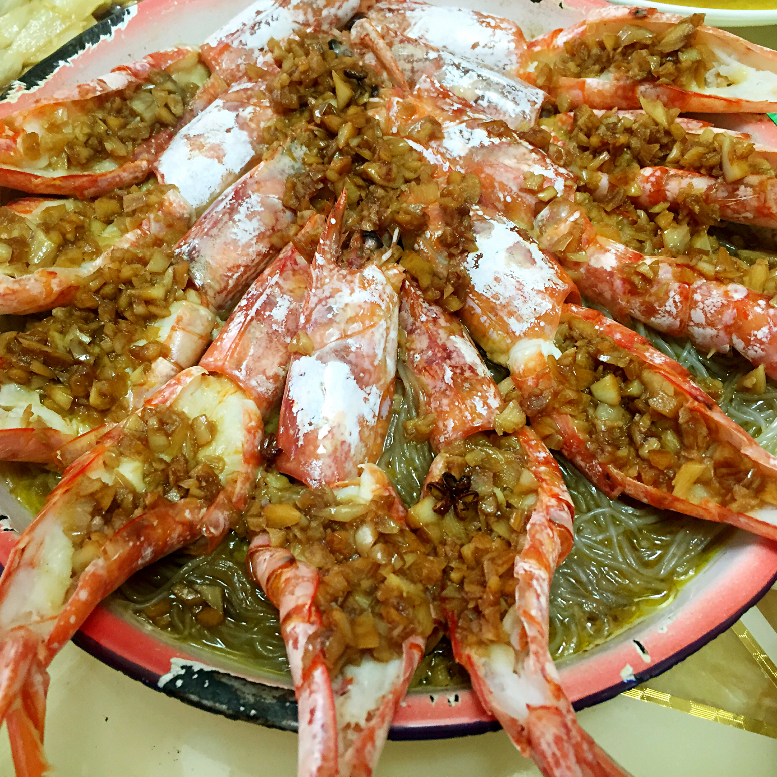 蒜蓉粉丝蒸大虾
