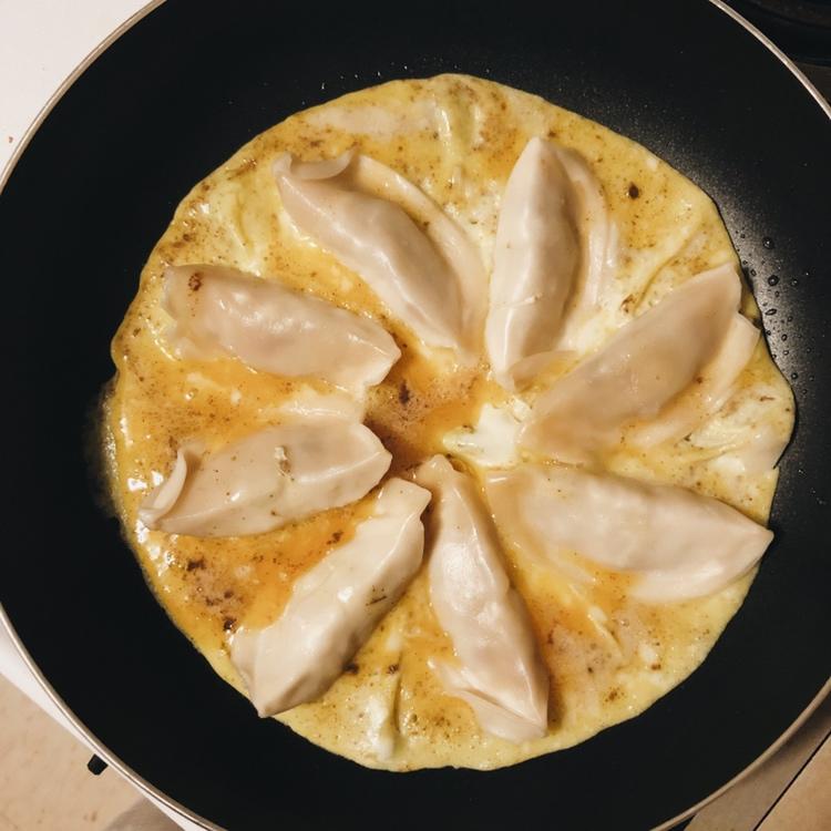 抱蛋煎饺