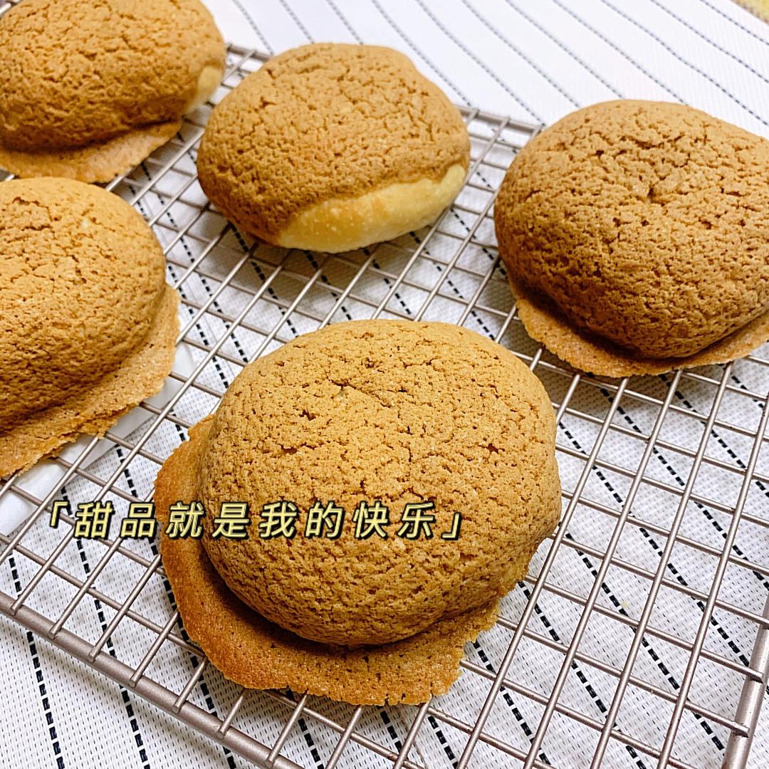 咖啡面包（添加奶酥心……）完美配搭
