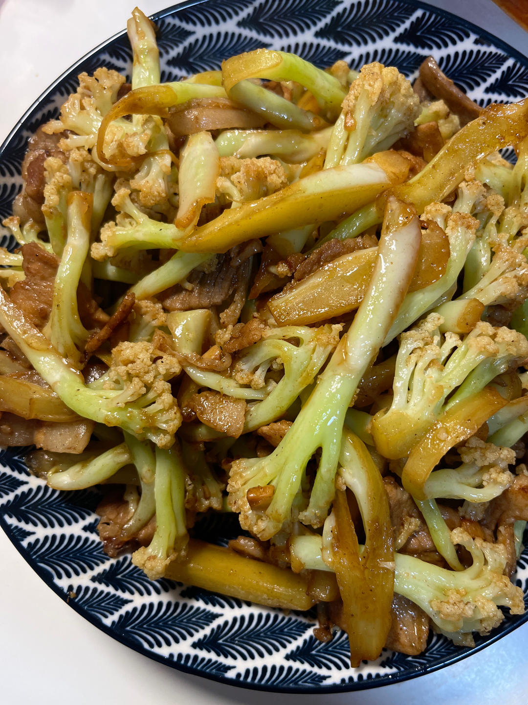 简单的花菜炒肉