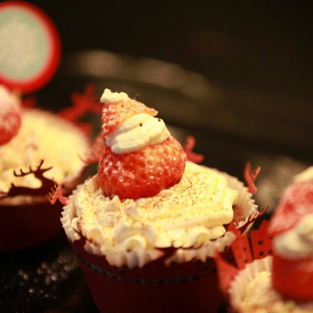 红丝绒戚风杯子蛋糕