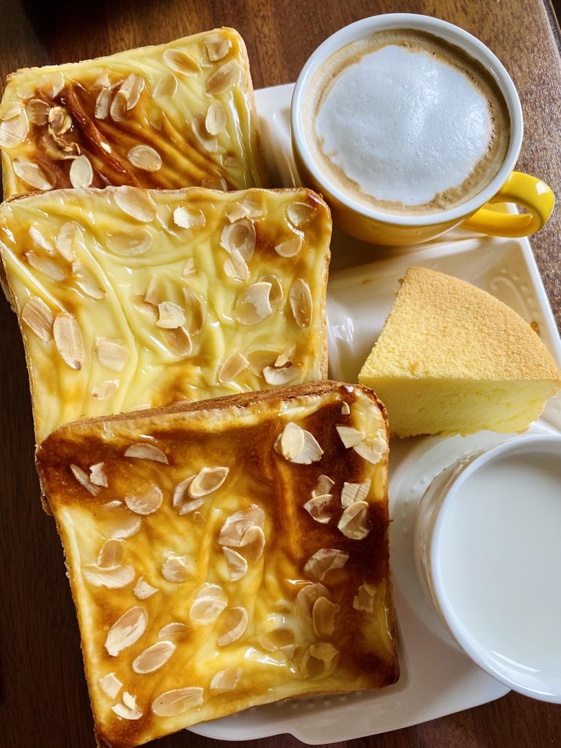 零失败快手岩烧乳酪(熔岩吐司)十分钟网红早餐，好吃哭