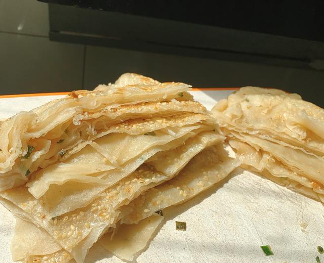 外酥里嫩的葱香千层饼（simplified version）的做法