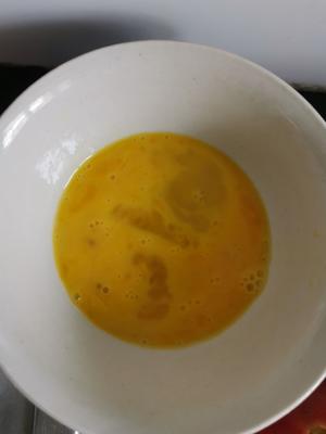 五分钟搞定西红柿鸡蛋汤的做法 步骤2