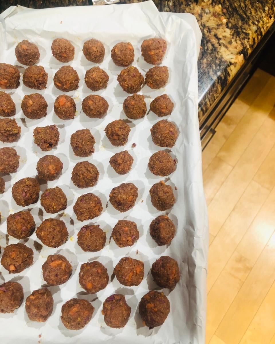 狗狗奖励零食---胡萝卜肉球